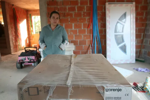 Iskrica, Stanka Grm - Zupančič Ponikve v oblini Videm - Dobrepolje.  Foto Tatjana Pihlar / Foto: Tatjana Pihlar 