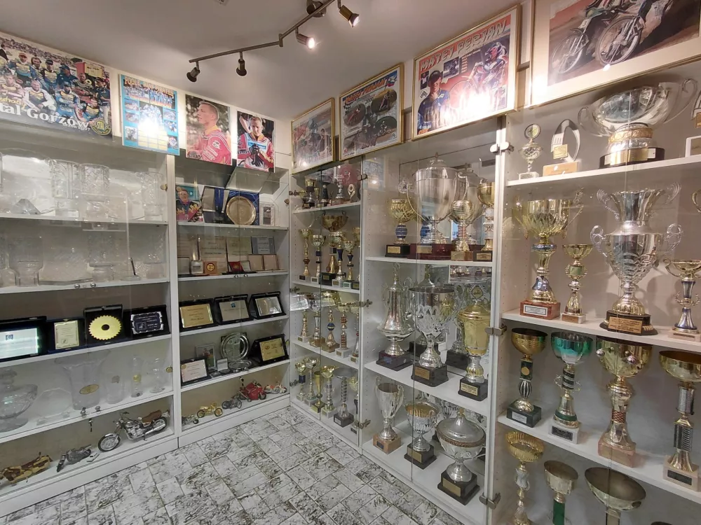 Star&scaron;a letečemu Lavričanu postavila muzej