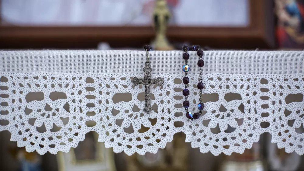 Duhovnika izkori&scaron;čali in goljufali: &ldquo;Če si predober, te lahko izkoristijo&rdquo;​