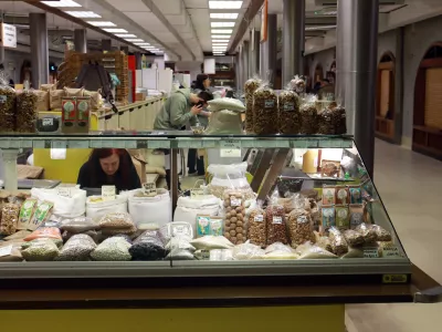 11.02.2026 - zdrava hrana, semena, ore&scaron;čki, pokrita tržnicaFoto: Tomaž Skale