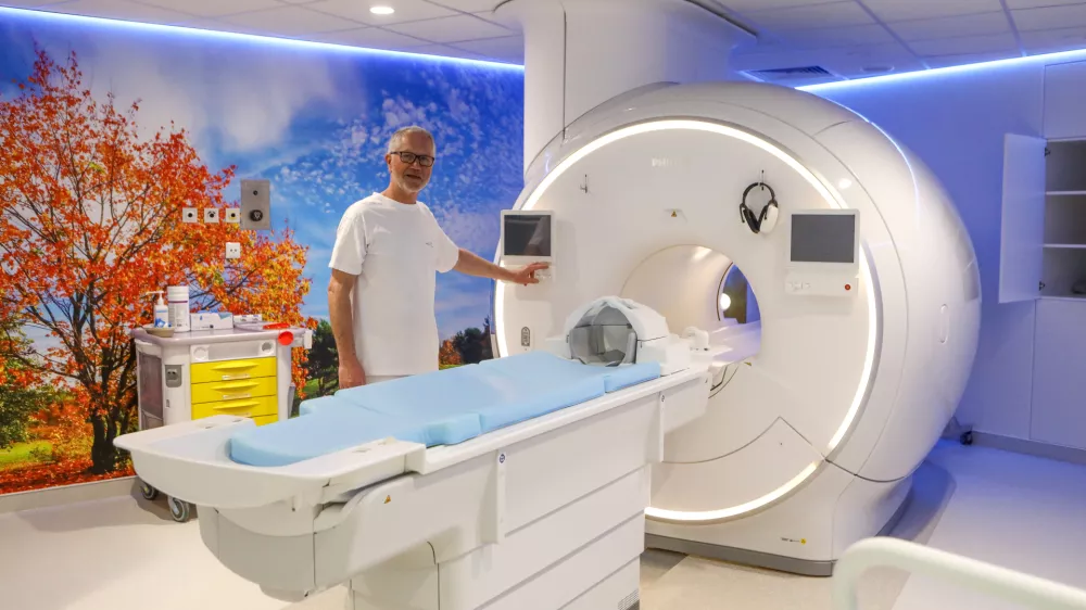 5.3.2026 - UKC Ljubljana - ogled univerzitetni klunični center ljubljana - najsodobnej&scaron;a diagnostična MR naprava - Magnetna resonancaFoto: Luka Cjuha