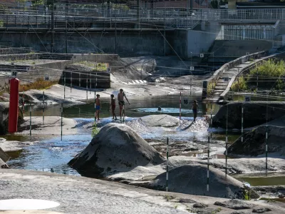 20.07.2022 - vročinski val - visoka temperatura- su&scaron;a - nizek vodostaj rek - reka Sava v TacnuFoto: Luka Cjuha