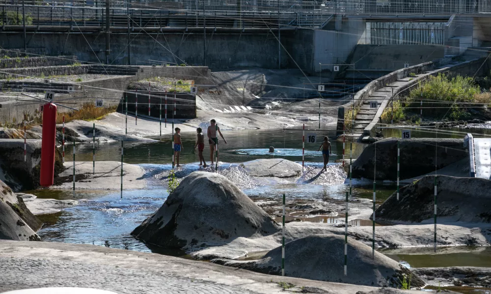 20.07.2022 - vročinski val - visoka temperatura- su&scaron;a - nizek vodostaj rek - reka Sava v TacnuFoto: Luka Cjuha
