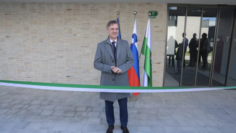 Robert Golob- 05.03.2026 - odprtje stanovanjske soseke Zvezna ulica, v kateri je 87 najemni&scaron;kih stanovanj//FOTO: Jaka Gasar