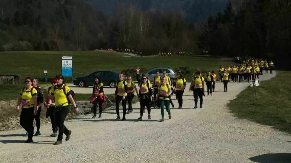 Prireditve Punce v jami se je udeležilo okoli 700 žensk. 