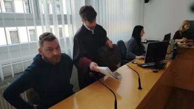 Štiri leta zapora: pijan in brez izpita do smrti zbil znanega fotografa