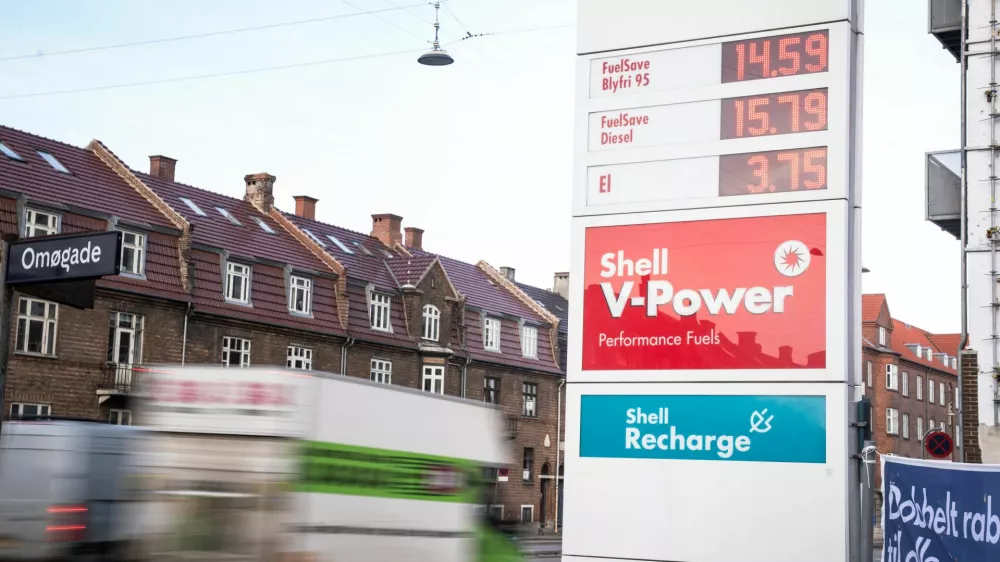 Fuel prices are displayed at a Shell gas station in Copenhagen, Denmark, March 9, 2026. Ritzau Scanpix/Sebastian Elias Uth via REUTERS  ATTENTION EDITORS - THIS IMAGE WAS PROVIDED BY A THIRD PARTY. DENMARK OUT. NO COMMERCIAL OR EDITORIAL SALES IN DENMARK.