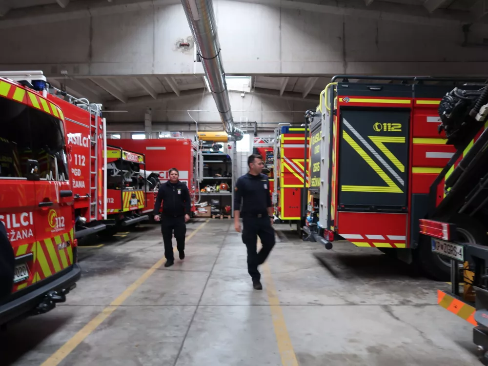 Javni zavod Zavod za gasilno in re&scaron;evalno službo Sežana, poklicna gasilska enota, Divača, Hrpelje-Kozina, Komen in Sežana, nočna imena, dnevna izmena / Foto: Nata&scaron;a Bucik Ozebek
