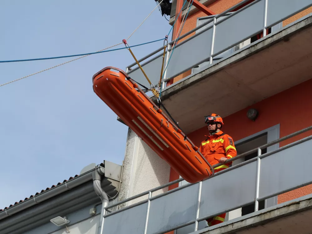 Javni zavod Zavod za gasilno in re&scaron;evalno službo Sežana, poklicna gasilska enota, Divača, Hrpelje-Kozina, Komen in Sežana, nočna imena, dnevna izmena / Foto: Nata&scaron;a Bucik Ozebek