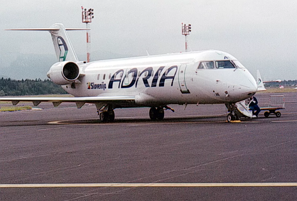 Letalo Adria Airways, 
