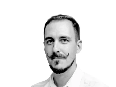 - 08.08.2019 - Aljaž Potocnik - novinar Dnevnik//FOTO: Luka Cjuha.------crno bela, za komentarjev tekoce in permanent !!!