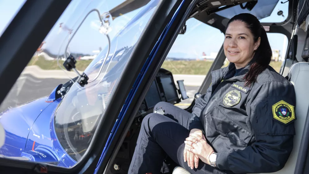 - 04.03.2026 - Pilotka policijskega helikopterja Breda &Scaron;prajcar//FOTO: Jaka Gasar / Foto: Jaka Gasar