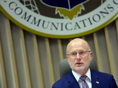 Brendan Carr je eden od najbolj zvestih Trumpovih aparačikov. 