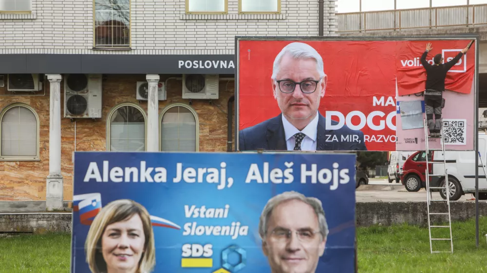 Oglasi med hvaljenjem, stra&scaron;enjem in praznino