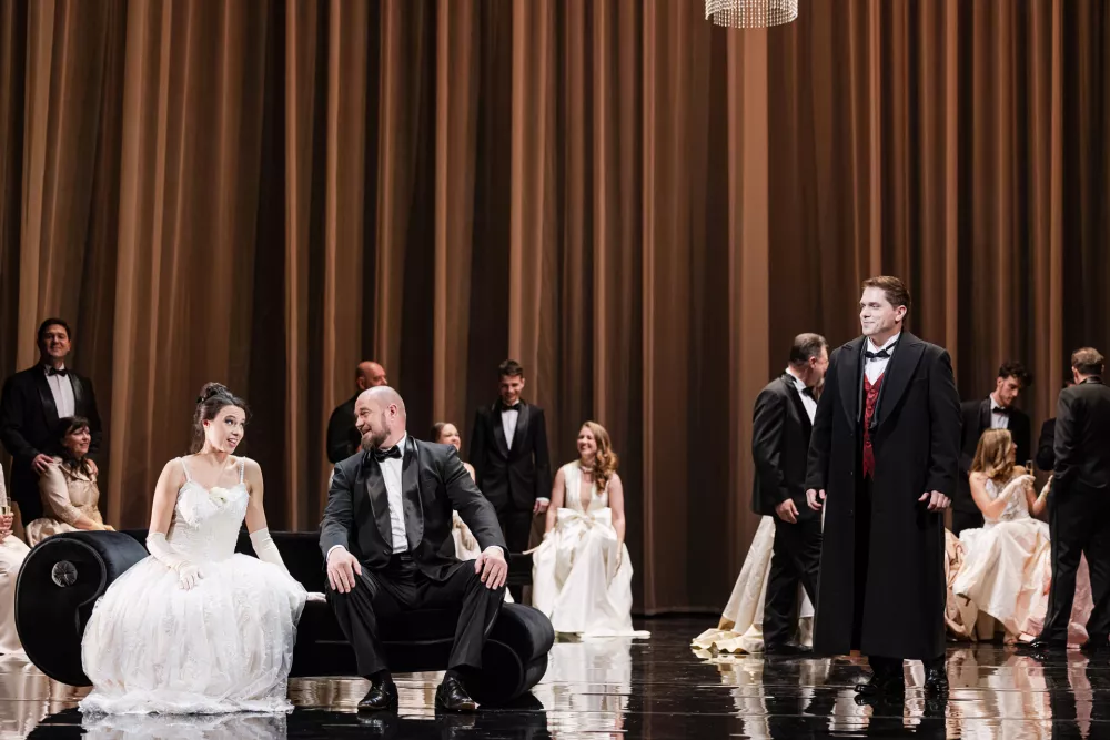 Junakinja, a zelo preprosta ženska