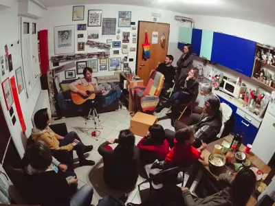 Ko kuhinja ali dnevna soba postane oder