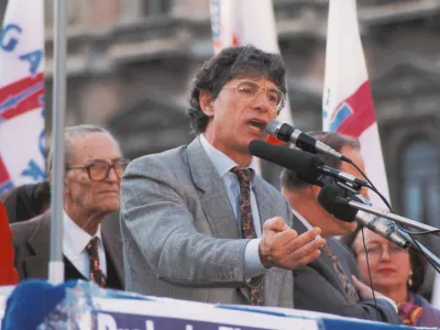 Umberto Bossi, govor, zastava, severna liga