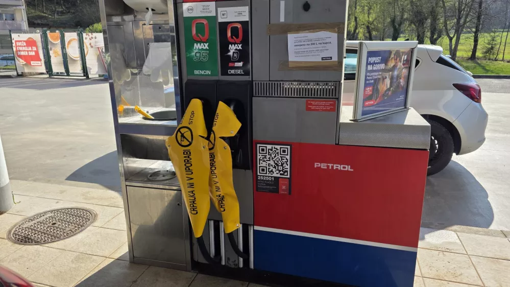 Ljubljana.Petrolov bencinski servis brez goriva.Foto: STA