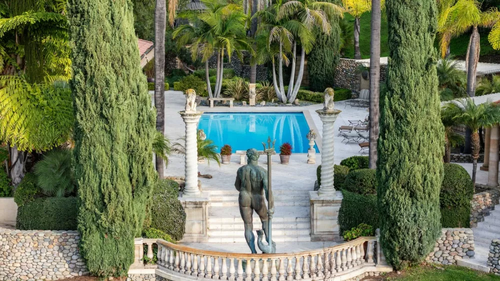 EXCLUSIVE: Story from Jam Press (Herbalife Zoo Estate)Herbalife co-founder's 5m estate complete with own ZOO of wild animals hits marketThe co-founder of Herbalife's 5 million estate with its own zoo of wild animals has gone on the market.The former home of Dick Marconi, known for co-founding the MLM nutritional supplements brand, sits on 1,225 acres of land and comes with a hefty price tag to match.Dubbed Marconi Ranch, the 5,000 sq ft mansion is near the city of San Juan Capistrano in California, US, bordering Caspar's Wilderness Park.Fittingly, the estate also has an emphasis on nature &ndash; serving as a working farm with over 20,000 Eureka lemon trees, 1,000 Pistoia olive trees, and organically farmed grapefruit and tangerine trees.A private zoo is a major feature of the property, with the menagerie including zebras, elands and tortoises.Also outside is a spacious pool complex, gorgeously landscaped grounds, a two-acre lake and four ponds.But the home of Marconi, who died in 2024 at the age of 91, is equally as special inside, boasting four bedrooms and three bathrooms.The main residence is a Tuscan-inspired mansion with vaulted ceilings with tongue-in-groove planks.The palatial master suite includes a luxurious marble bath and spacious walk-in closets.Meanwhile, the expansive kitchen includes a lovely marble island.Additional amenities include an office, art studio, meditation room, wine and cigar lounge, and workout centre.Separate from the main residence sits a two-bedroom guest house and staff quarters sharing the complex, as reported by Luxury Property News.Marconi reportedly moved from Indiana to California in the late 1950s with just 00 to his name, but went on to found supplement company D'.12 Mar 2026Pictured: Story from Jam Press (Herbalife Zoo Estate)Herbalife co-founder's 5m estate complete with own ZOO of wild animals hits marketThe co-founder of Herbalife's 5 million estate with its own zoo of wild animals has gone on the market.The former home of Dick Marconi, known for co-founding the MLM nutritional supplements brand, sits on 1,225 acres of land and comes with a hefty price tag to match.Dubbed Marconi Ranch, the 5,000 sq ft mansion is near the city of San Juan Capistrano in California, US, bordering Caspar's Wilderness Park.Fittingly, the estate also has an emphasis on nature &ndash; serving as a working farm with over 20,000 Eureka lemon trees, 1,000 Pistoia olive trees, and organically farmed grapefruit and tangerine trees.A private zoo is a major feature of the property, with the menagerie including zebras, elands and tortoises.Also outside is a spacious pool complex, gorgeously landscaped grounds, a two-acre lake and four ponds.But the home of.,Image: 1082166052, License: Rights-managed, Restrictions: NO Australia, Germany, Norway, South Korea, Sweden, United Kingdom, United States, Unknown Country, Model Release: no, Pictured: The 5m estate