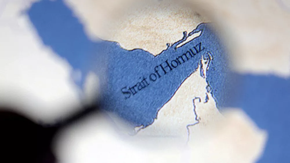 FILE PHOTO: A map showing the Strait of Hormuz is seen in this illustration taken June 22, 2025. REUTERS/Dado Ruvic/Illustration//File Photo