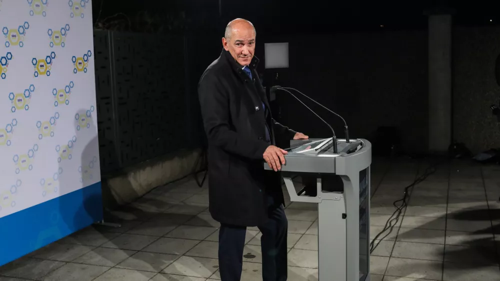 - Janez Jan&scaron;a, predsednik,- 22.03.2026. Volitve v Državni zbor 2026. Volilni &scaron;tab stranke SDS.//FOTO: Bojan Velikonja