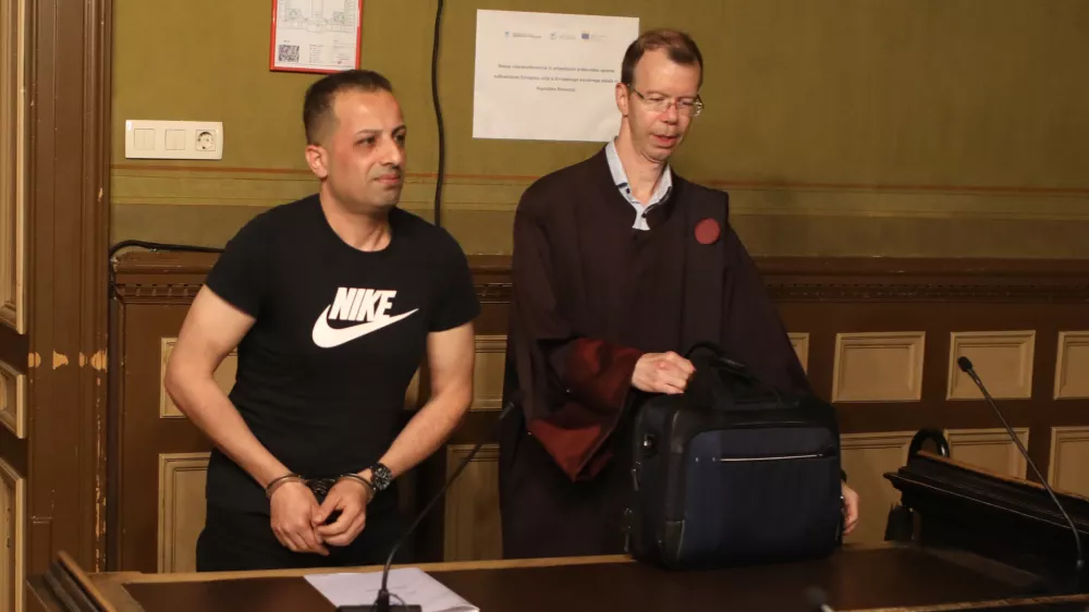 Agent FBI pričal na sojenju ljubljanskemu kuharju