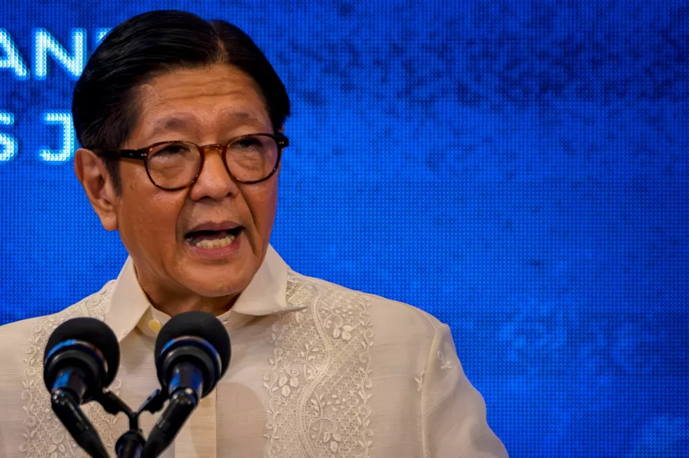 Philippine President Ferdinand Marcos Jr. speaks during a press conference after declaring a state of national emergency amid rising fuel prices due to the ongoing conflict in the Middle East, at Malacanang Palace in Manila, Philippines, March 25, 2026. Ezra Acayan/Pool via REUTERS