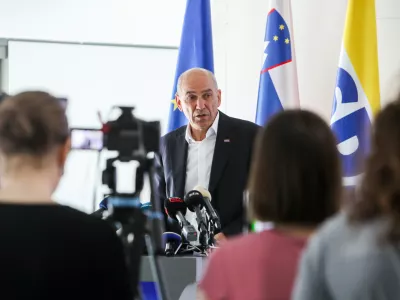 24.03.2026. Tiskovna konferenca SDS o volilnih prevarah. Janez Jan&scaron;a. foto: Bojan Velikonja