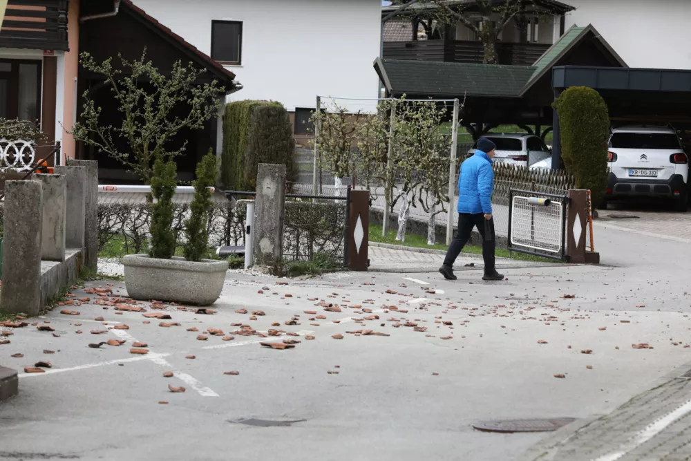 27.3.2026 - Vetrolom - močan veter - rdeči alarmFoto: Luka Cjuha