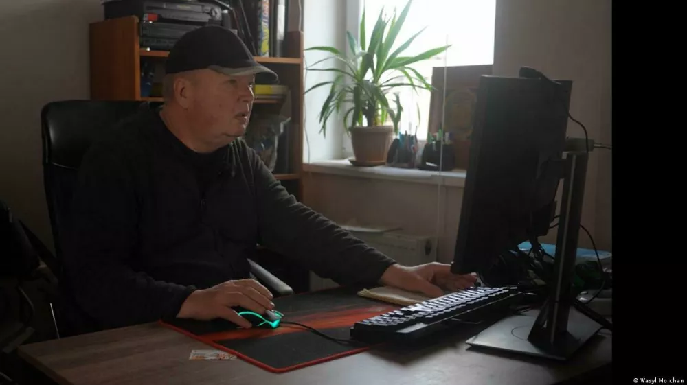 Med okupacijo Buče so &scaron;tevilni prebivalci tvegali svoja življenja, da bi dokumentirali vojne zločine, ki jih je zagre&scaron;ila ruska vojska. Ti dokumenti so kasneje pomagali identificirati tiste, ki so sodelovali pri umorih in nasilju nad civilisti. / Foto: Vasyli Molcha