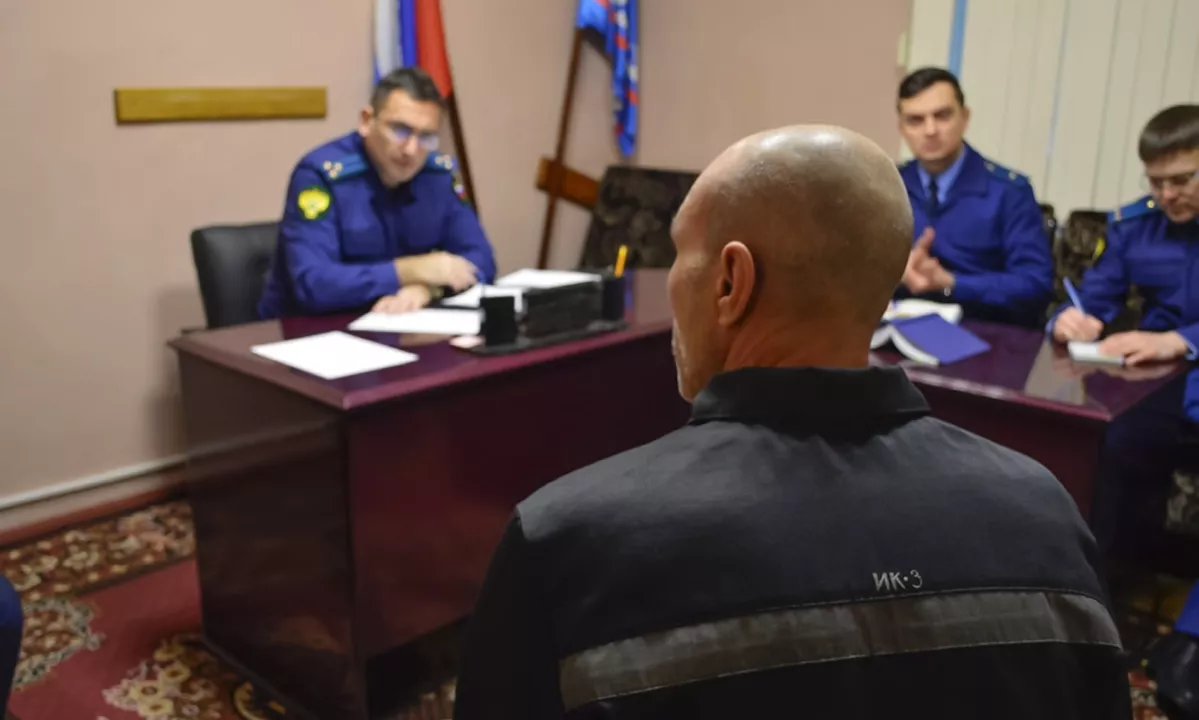 Rusi zahtevajo njegovo izročitev, avstrijskim oblastem pa so poslali zagotovilo, da ga v zaporu ne bodo mučili.