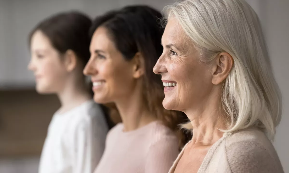 Strokovnjaki pojasnjujejo, zakaj nas ravno naše vsakodnevne bitke in posebnosti najbolj povežejo z drugimi.