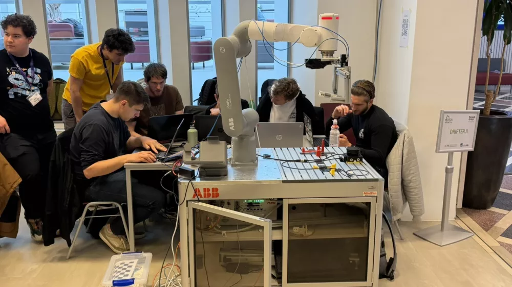 Napetost v zadnjih urah tekmovanja je bila velika. / Foto: Matjaž Terzič