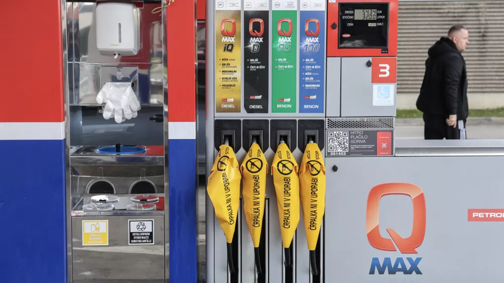 - 14.03.2026 - nedelujoča bencinska črpalka, kriza z nafto, gorivo, nafta, Petrol//FOTO: Jaka Gasar