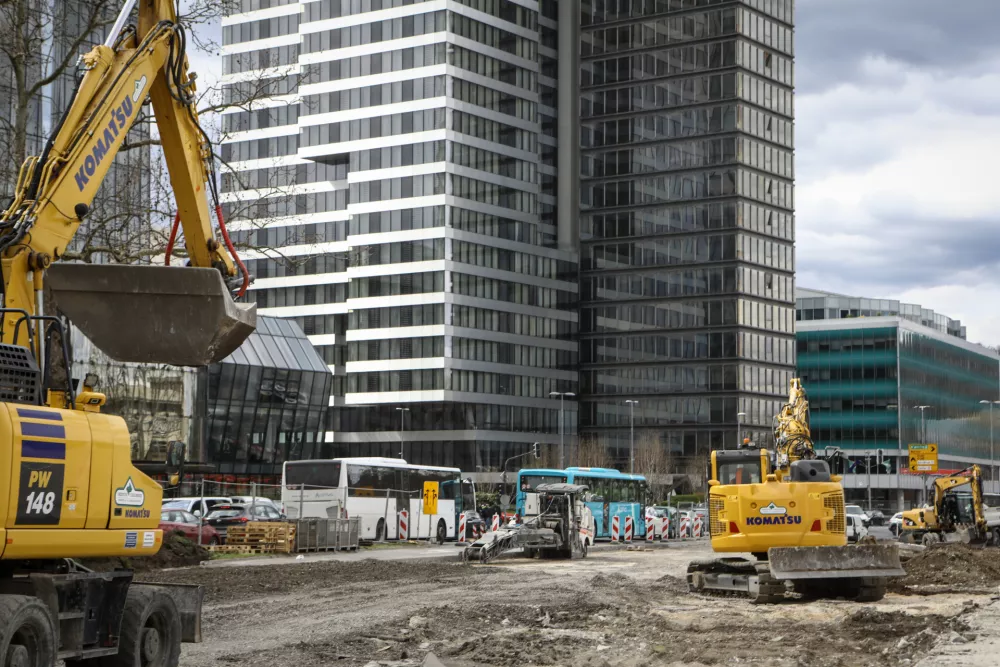 31.3.2026 - Masarykova cesta prenova - gradbi&scaron;če - potni&scaron;ki center EmonikaFoto: Luka Cjuha