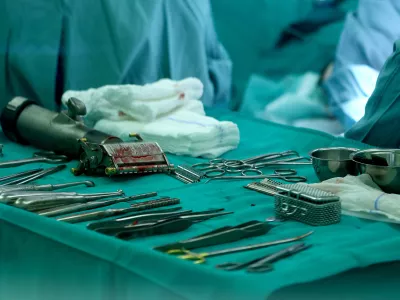 ATTENTION EDITORS - the patient in this photograph is not a victim of the fire at the "Le Constellation" bar in Switzerland.  Surgical instruments lie, as patient with severe burning injuries undergoes an exemplary surgery for plastic skin graft by a team of plastic reconstructive surgeons at UKH Berlin in Berlin, Germany, January 5, 2026. Accident hospital UKH Unfallkrankenhaus Berlin treats a patient following a fire and explosion during a New Year's Eve party at the "Le Constellation" bar, in which people died and others were injured, in the upscale ski resort of Crans‑Montana in southwestern Switzerland. REUTERS/Lisi Niesner