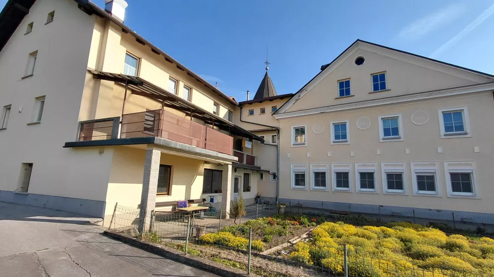 V samostanu nove enote za starej&scaron;e