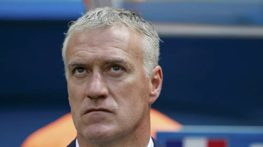 France's coach Didier Deschamps looks on before the start of their 2014 World Cup round of 16 game against Nigeria at the Brasilia national stadium in Brasilia June 30, 2014. REUTERS/Jorge Silva (BRAZIL - Tags: SOCCER SPORT WORLD CUP)