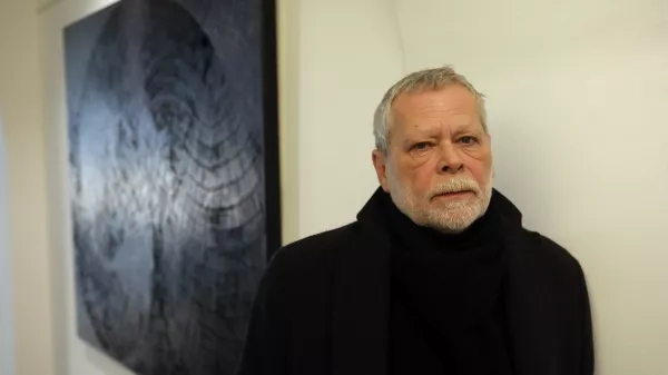 - 27.01.2021 - Sandi Červek, akademski slikar - prejemnik nagrade Pre&scaron;ernovega sklada 2021 za razstavo 1 + 1 = 11 v Galeriji mesta Ptuj; fotografija nastala v Galeriji Novak v Ljubljani //FOTO: Tomaž Skale