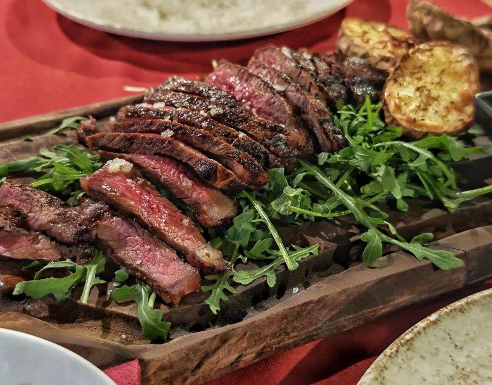 Grondali v Abitantih