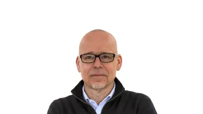 Domen CaharijasZA ONLINE - Redakcija Dnevnik 2024 - portreti za komentarje in kolumne - kolumnisti - komentatorji &ndash; novinarji - //FOTO: Tomaž Skale / Foto: Tomaž Skale