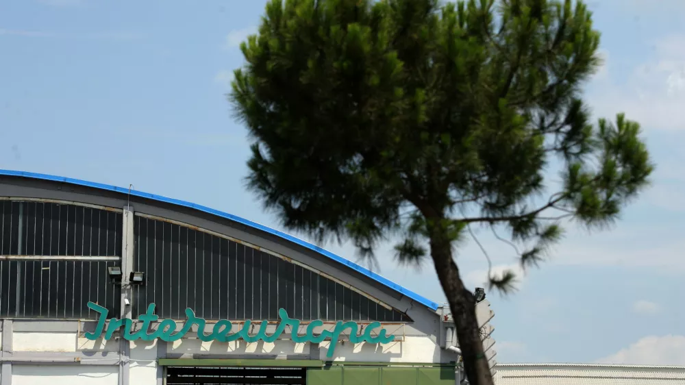 - podjetje INTEREUROPA d.d., globalni logistični servis, Koper//FOTO: Luka Cjuha