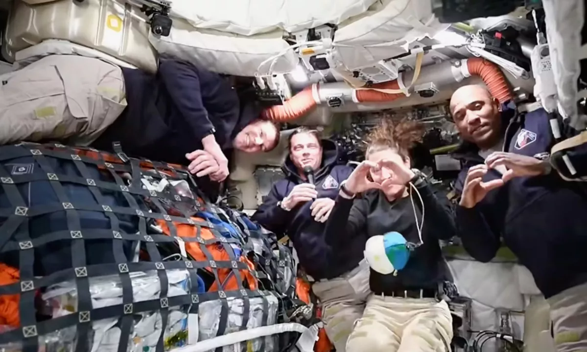 »Zdaj ste bližje Luni kot nam na Zemlji!«