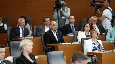 poslanka skupina SDS - Janez Janšapredsednik SDS Janez Janša- 13.05.2022 – Državni zbor (DZ) – 1. ustanovna seja DZ - novoizvoljeni poslanci in poslanke prve seje 9. parlamentarnega sklica -//FOTO: Tomaž Skale