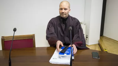 - 9.2.2018, Ljubljana - Sojenje dvojčkoma Alenu in Edinu Eljeziju, ki ju obtožnica bremeni tatvine. Odvetnik Marko MakucFoto: Matjaž Rušt
