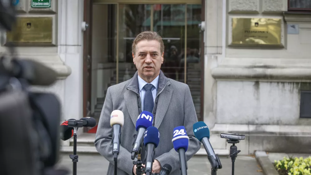 Predsednik vlade Robert Golob30.3.2026 - Predsednica republike Nata&scaron;a Pirc Musar bo v uradu predsednice (Erjavčeva 17) na neformalne pogovore sprejela predsednico in predsednike strankFoto: Luka Cjuha