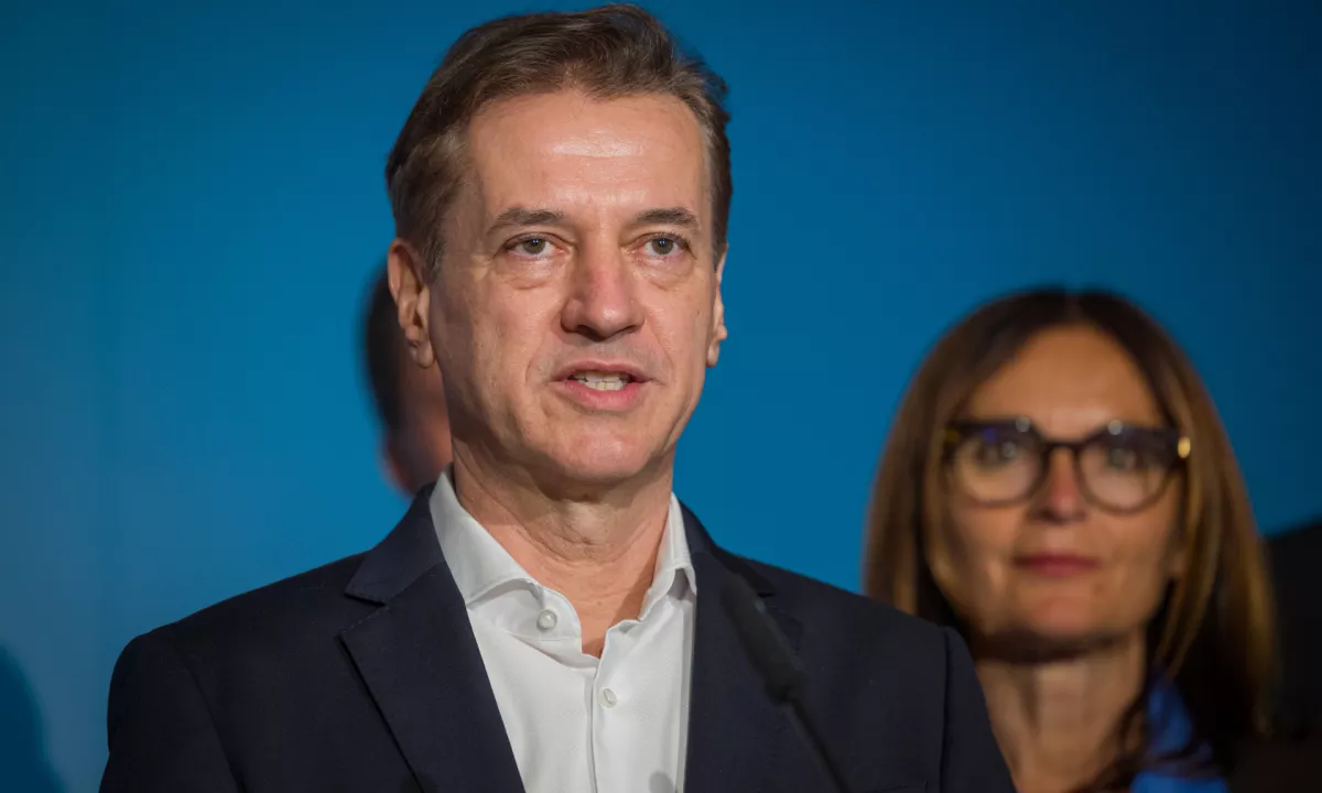 Potem ko je trojček NSi, SLS in Fokus Marka Lotriča zavrnil povabilo Gibanja Svoboda na pogajanja o bodoči sestavi vlade, se je relativna zmagovalka volitev oglasila z novim pozivom.