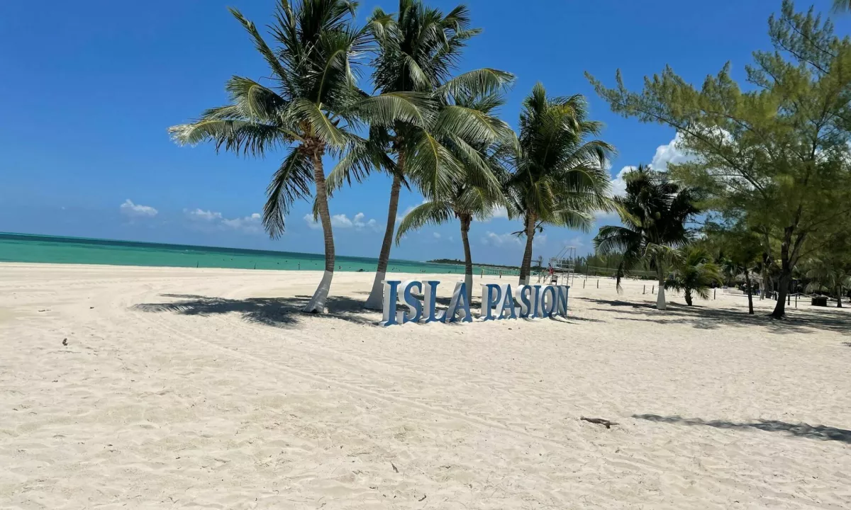 Slovenskih in hrvaških plaž na lestvici ne boste našli.