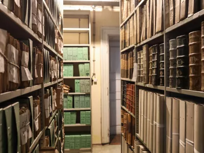 - Arhiv, - 03.06.2024. - Obisk ministrice za kulturo v Arhivu Republike Slovenije v Grubarjevi palači v Ljubljani. //FOTO: Bojan Velikonja / Foto: Bojan Velikonja