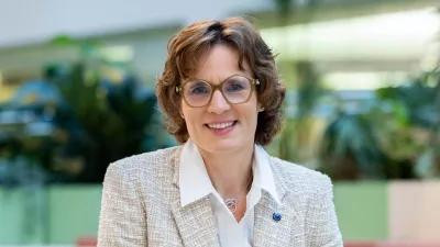 evropska komisarka (iz &Scaron;vedske) za okolje, odpornost v zvezi z vodo in konkurenčno krožno gospodarstvo Jessika Roswall